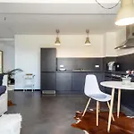 La Casa Nel *